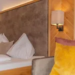 Langeck Hotel 4*