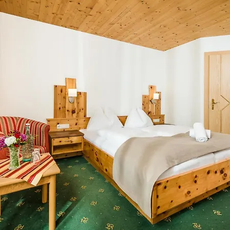 Hotel Langeck Maria Alm am Steinernen Meer